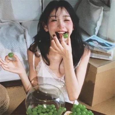 模模糊糊